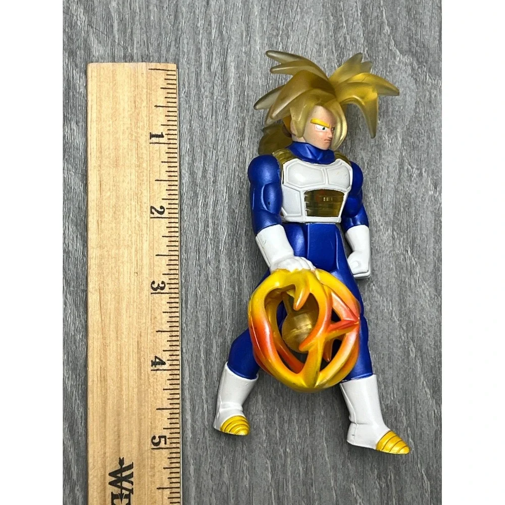 Irwin Toy Dragon Ball Z Super Saiyan Trunks Action Figure with Base 2002